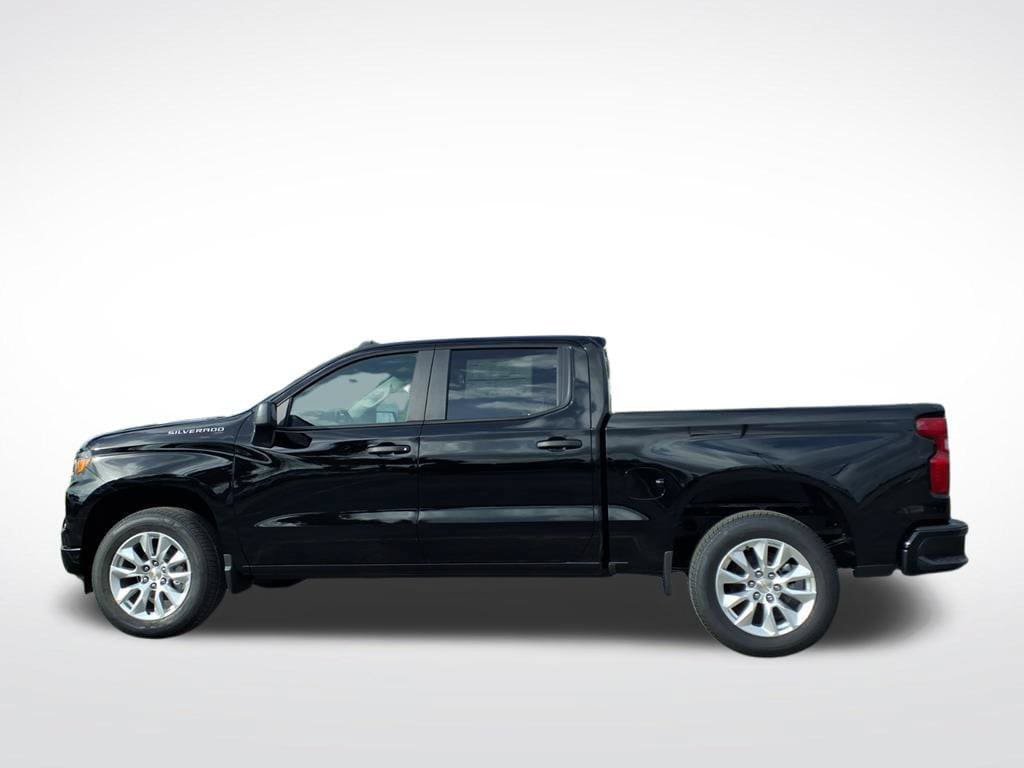 New 2026 Chevrolet Silverado 1500 Custom RWD image 7
