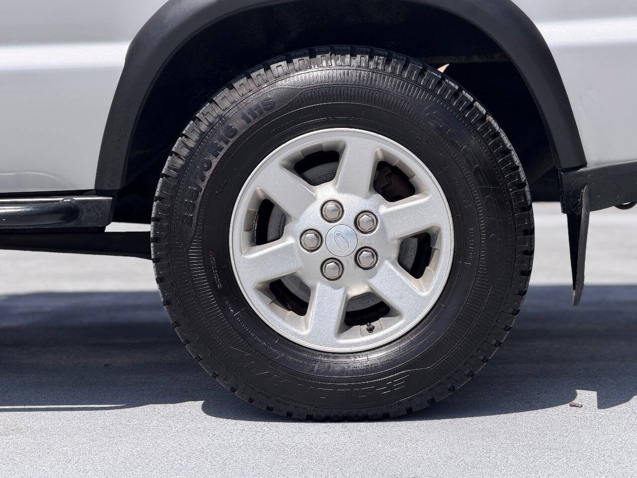 Used 2004 Land Rover Discovery S AWD/4WD image 7