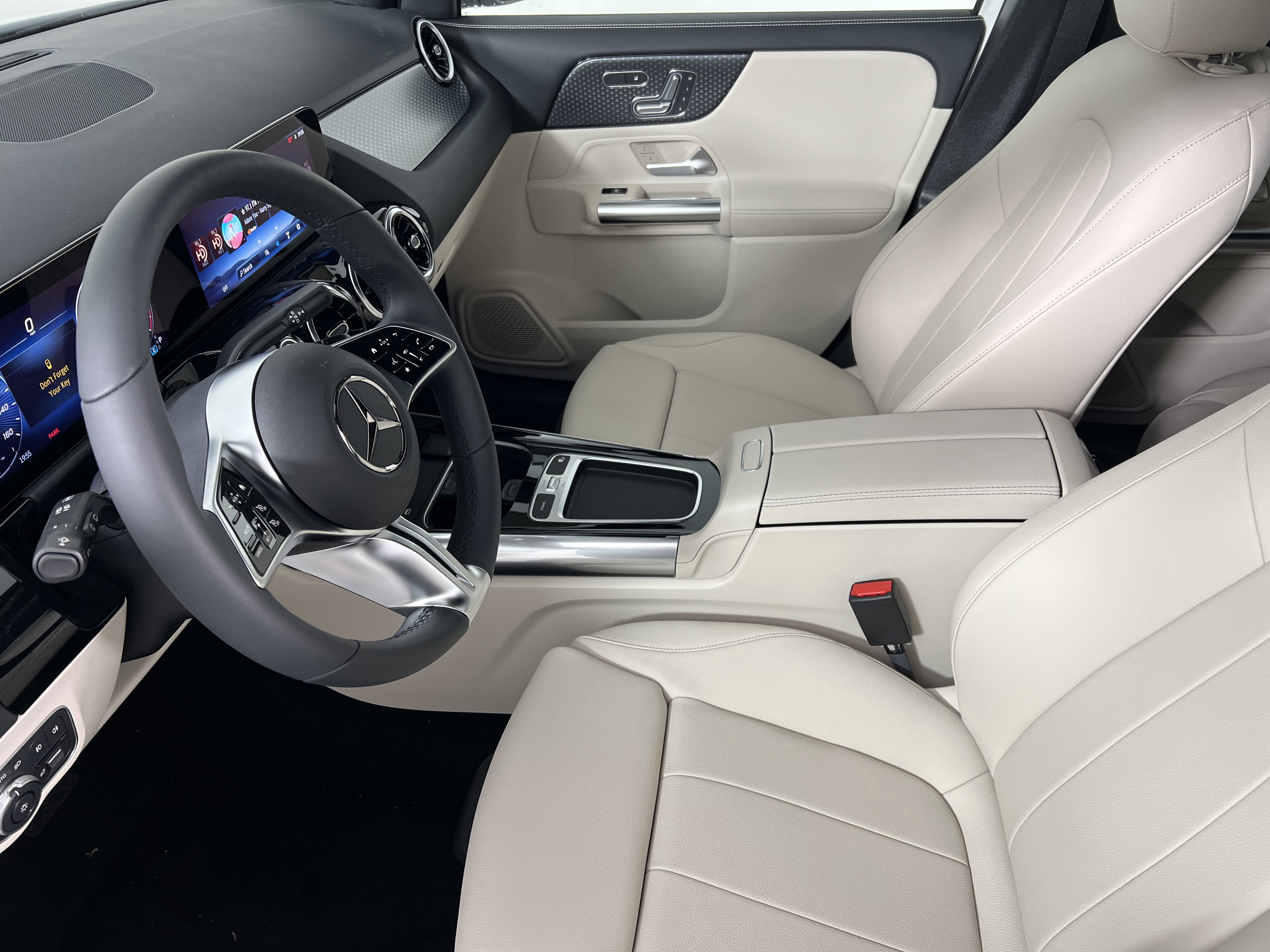 New 2026 Mercedes-Benz GLA 250 4MATIC image 17