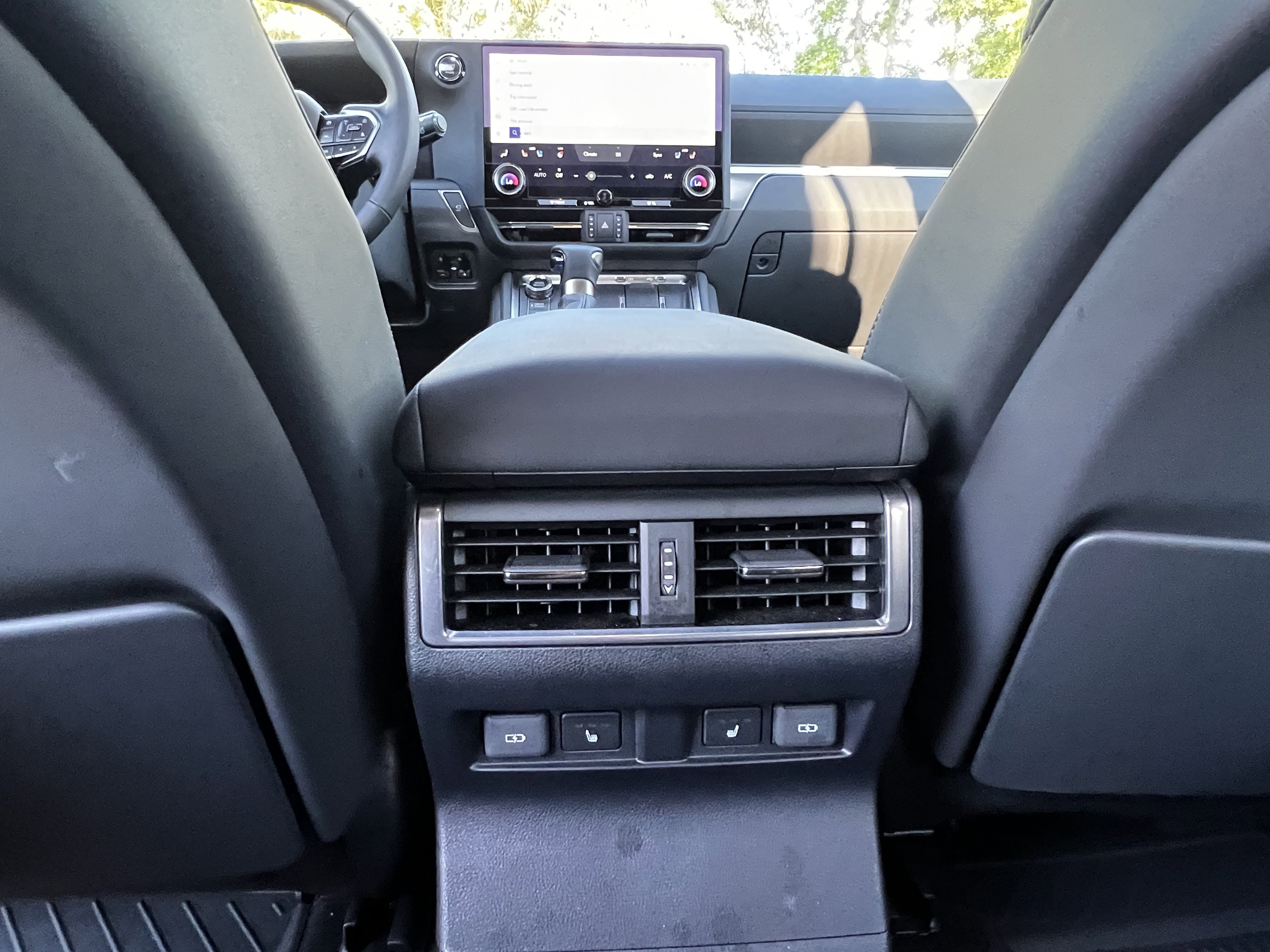 Certified 2026 Lexus GX 550 AWD/4WD image 40