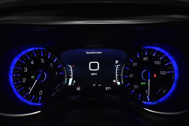 New 2026 Chrysler Pacifica Pinnacle w/ Trailer Tow Group image 28