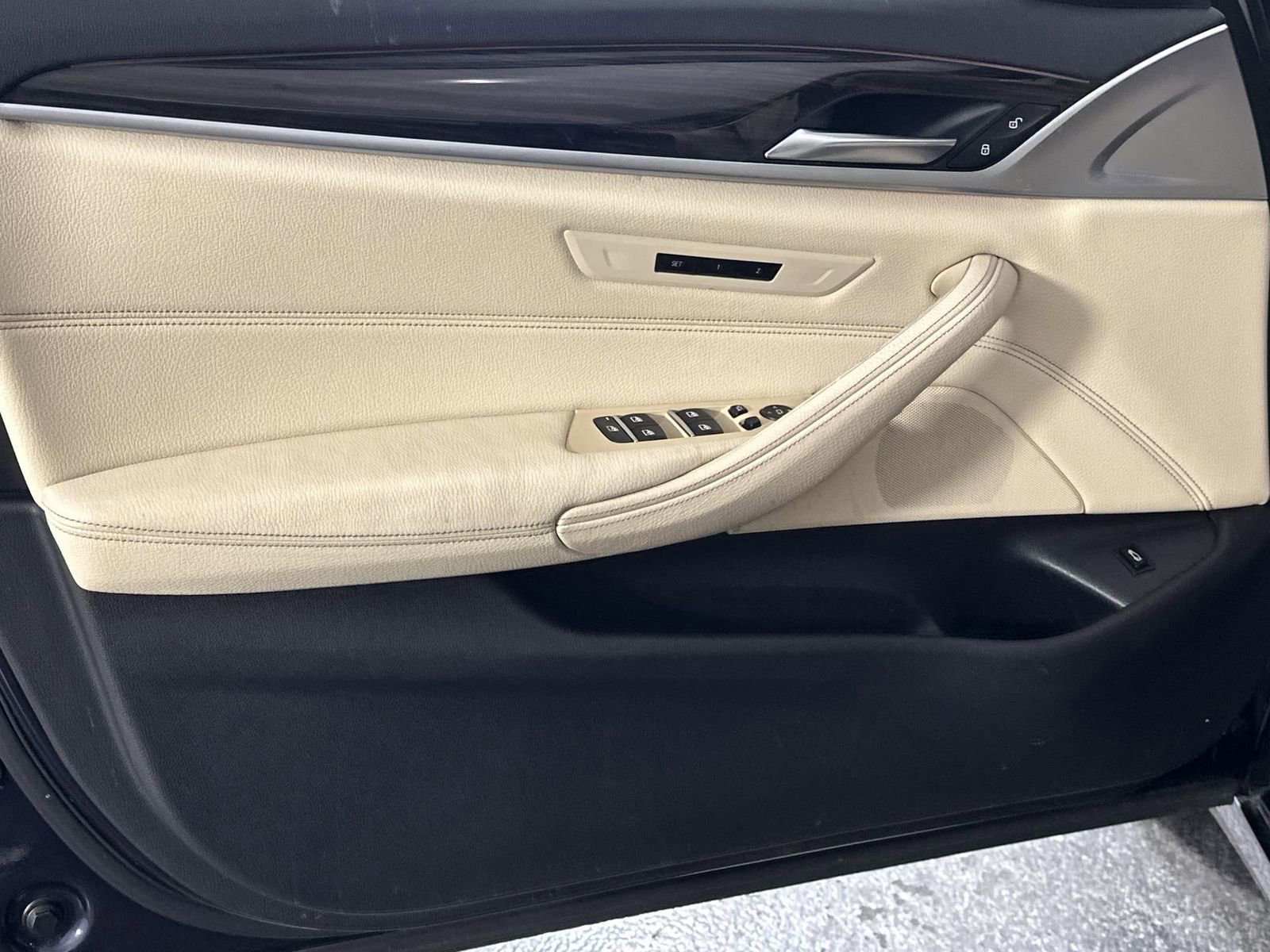 Used 2017 BMW 530i image 33