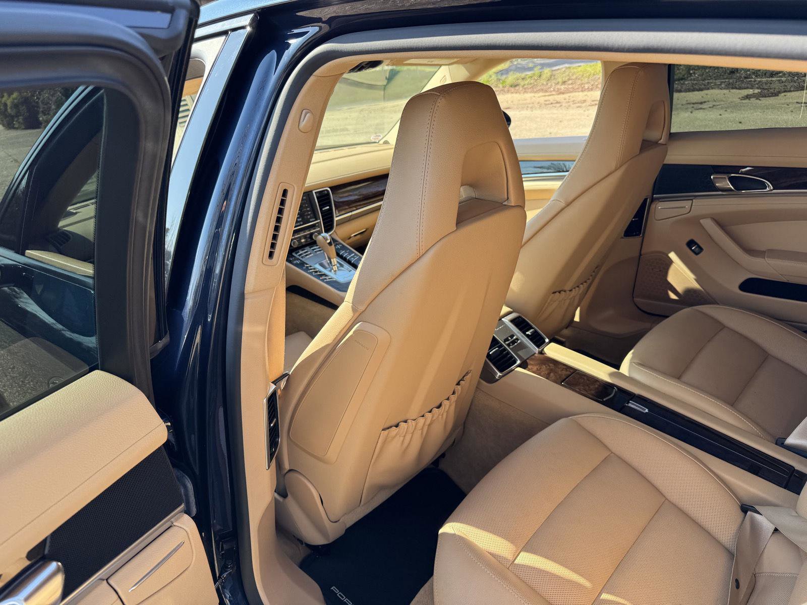 Used 2015 Porsche Panamera 4 image 13