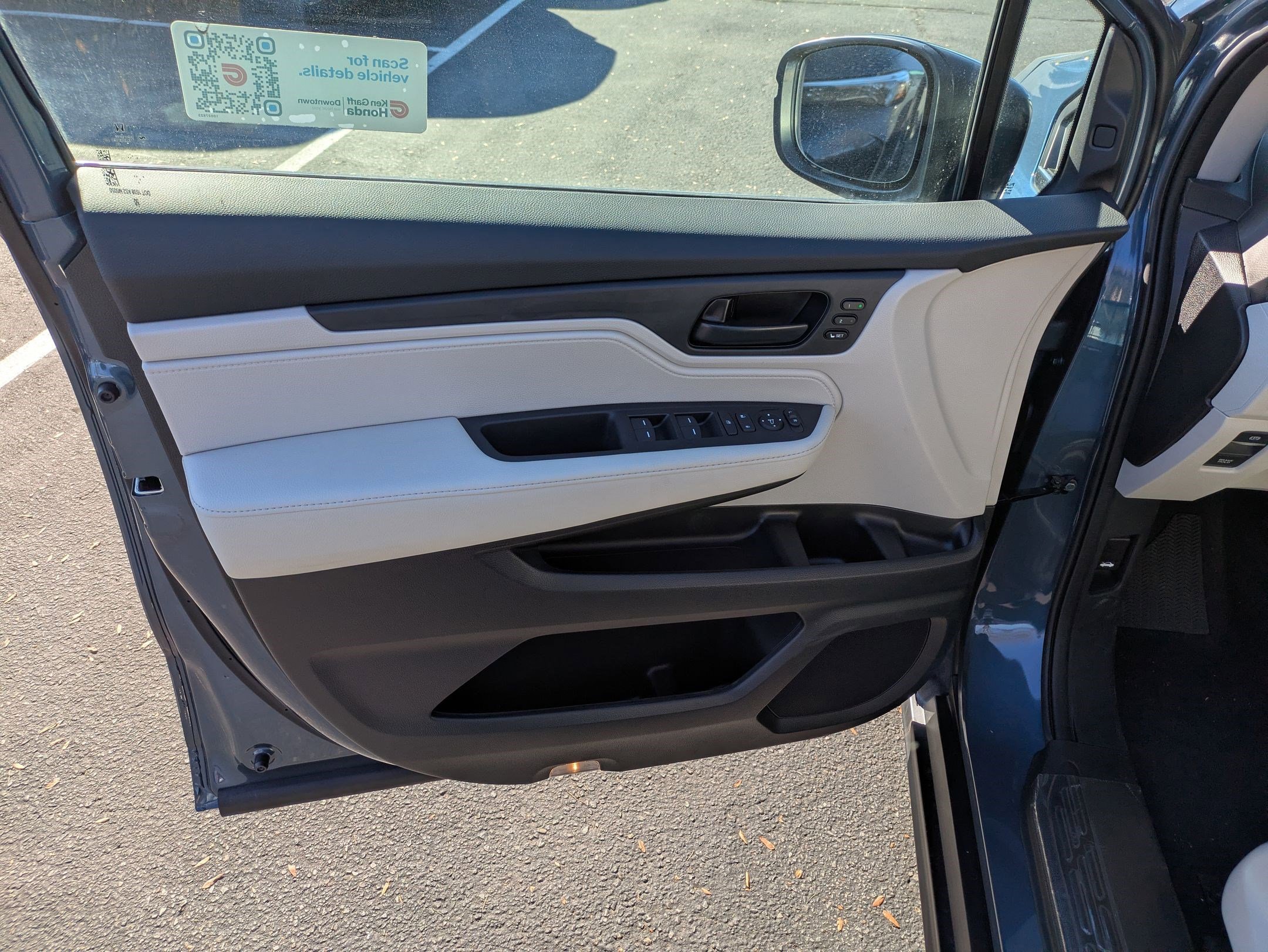 New 2026 Honda Odyssey EX-L image 12