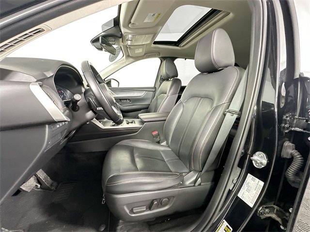 Used 2025 MAZDA CX-70 3.3 Turbo w/ Preferred Package image 4