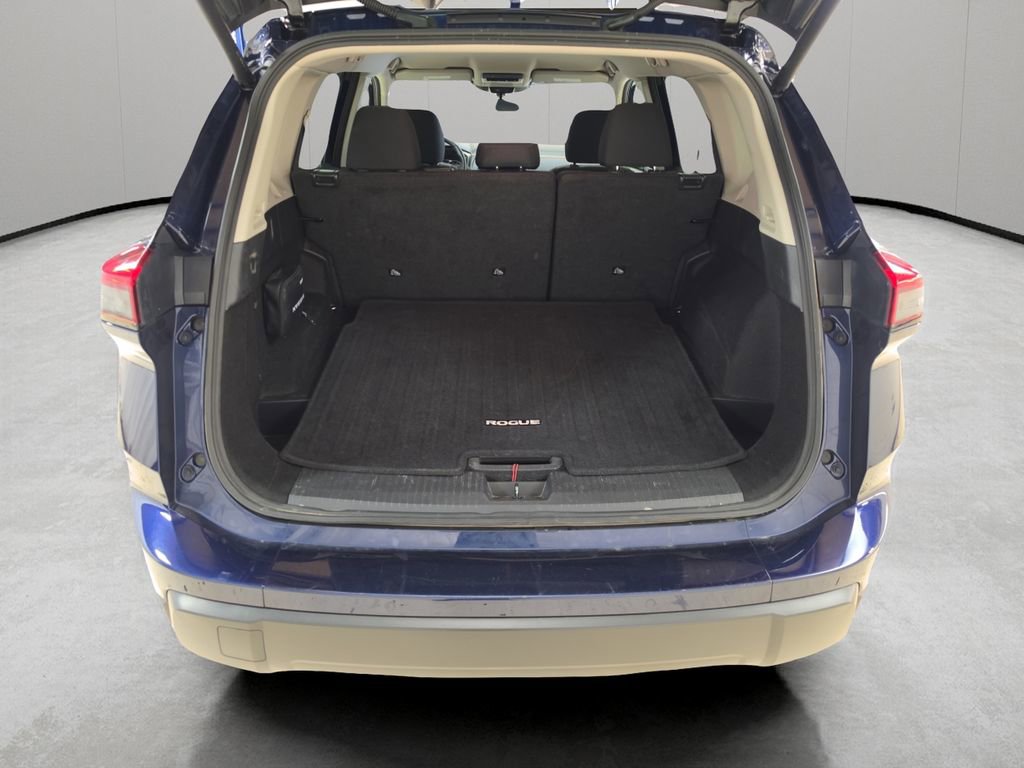 Used 2025 Nissan Rogue SV image 22