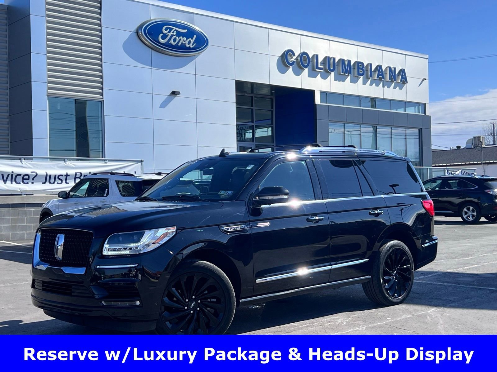 Used 2021 Lincoln Navigator Reserve image 1