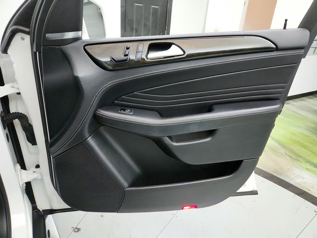 Used 2015 Mercedes-Benz ML 400 4MATIC image 29