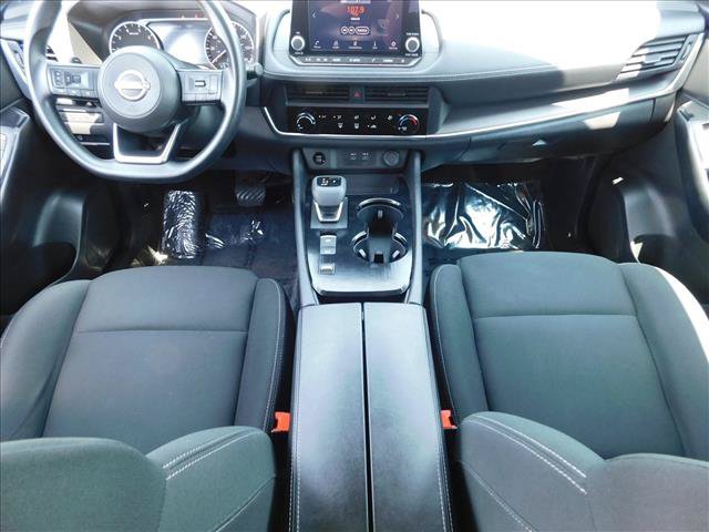 Used 2024 Nissan Rogue S FWD image 23