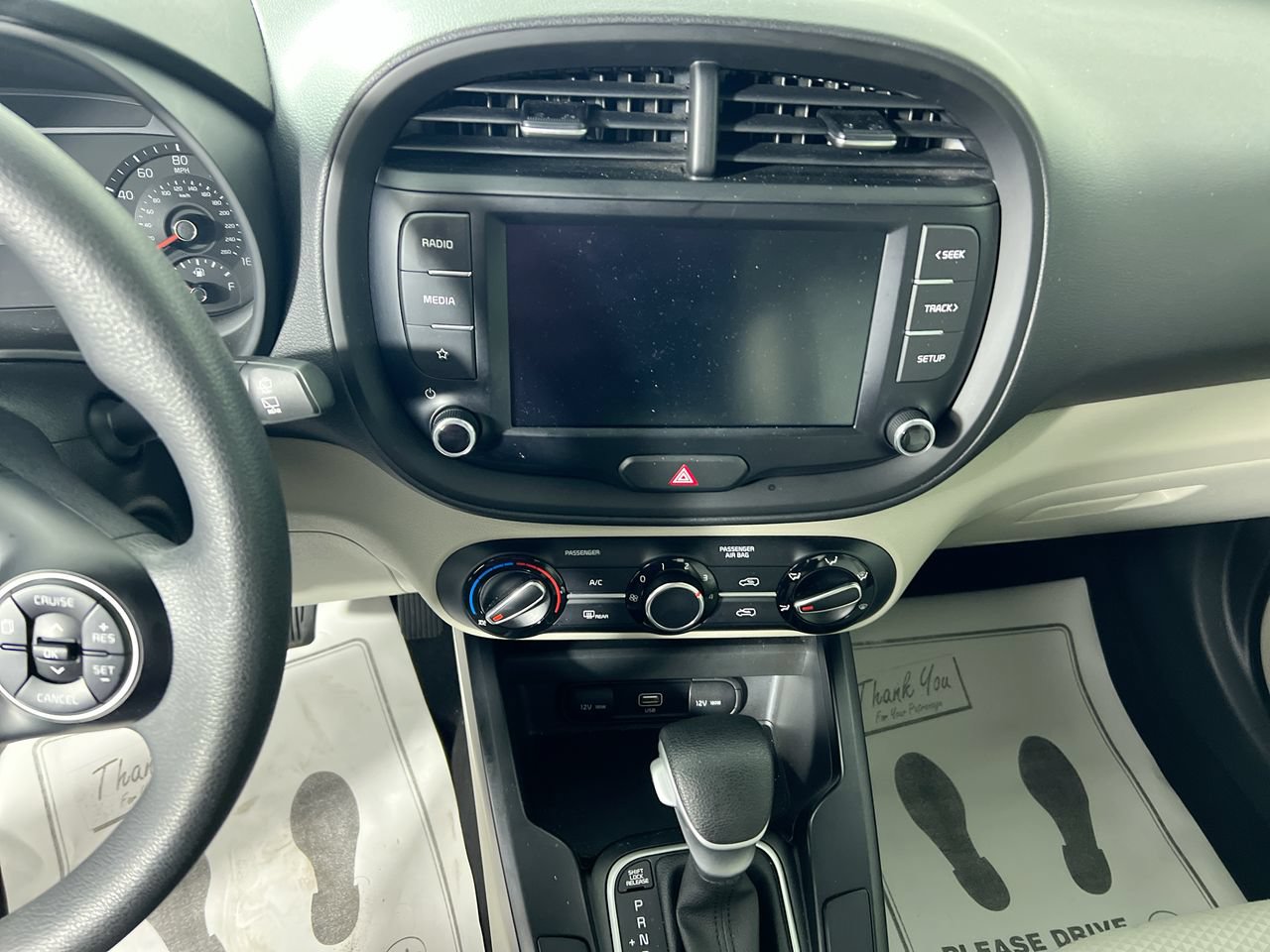 Used 2023 Kia Soul LX w/ LX Technology Package FWD image 23