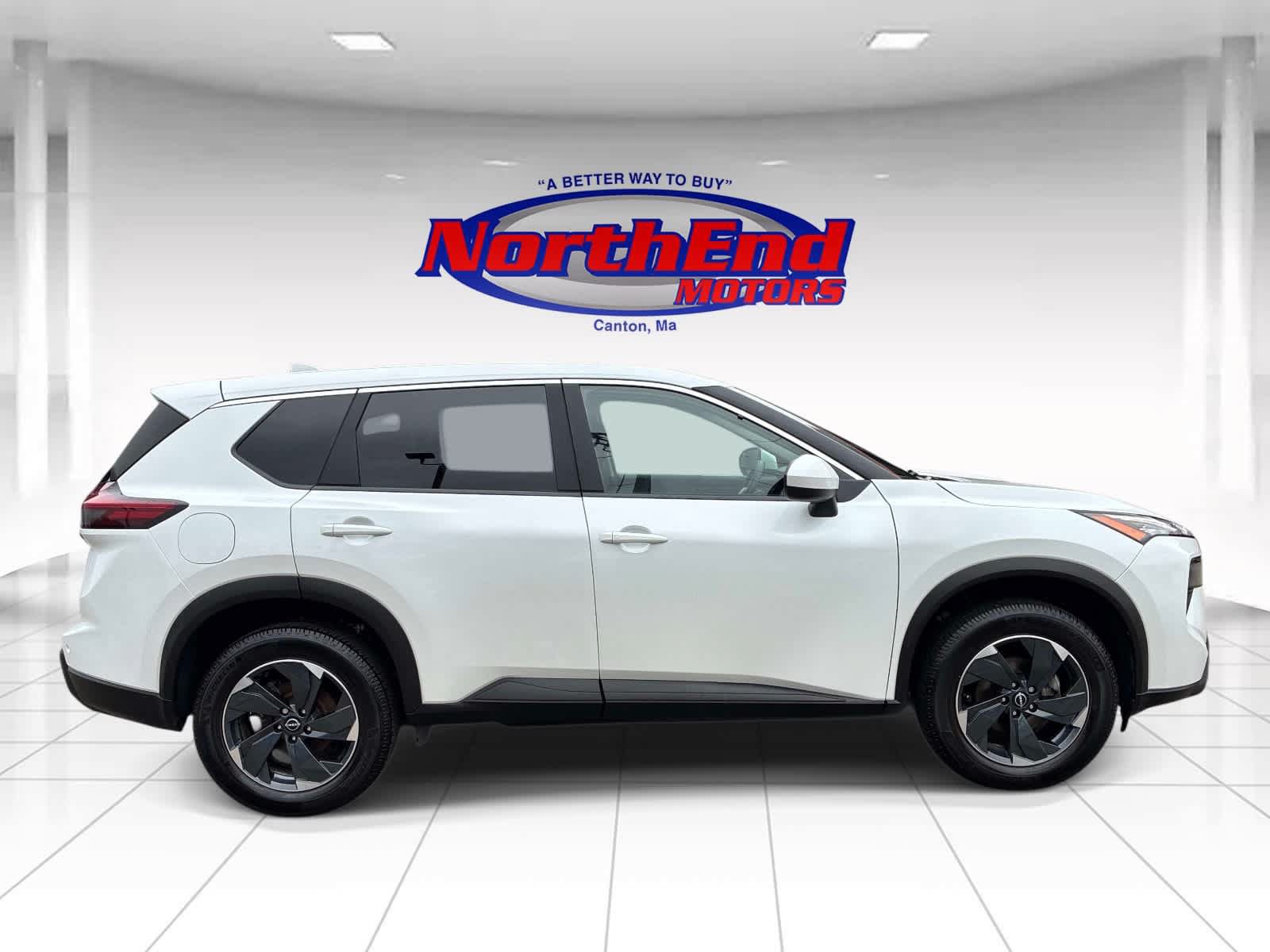 Used 2025 Nissan Rogue SV AWD/4WD image 8