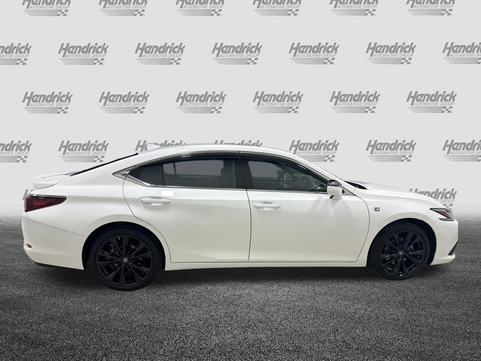 Certified 2022 Lexus ES 350 F Sport w/ Accessory Package FWD image 11