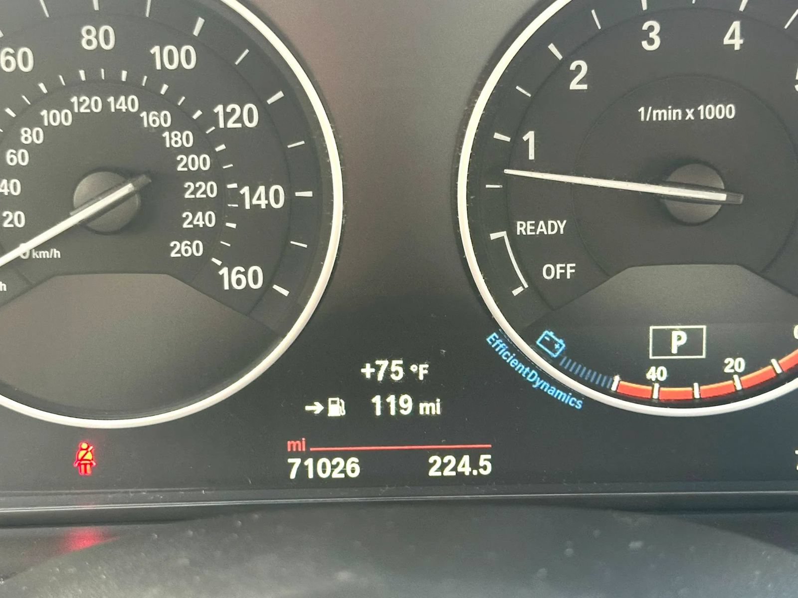 Used 2017 BMW 320i xDrive Sedan AWD/4WD image 30