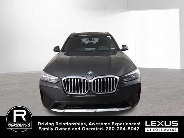 Used 2022 BMW X3 xDrive30i w/ Premium Package image 3