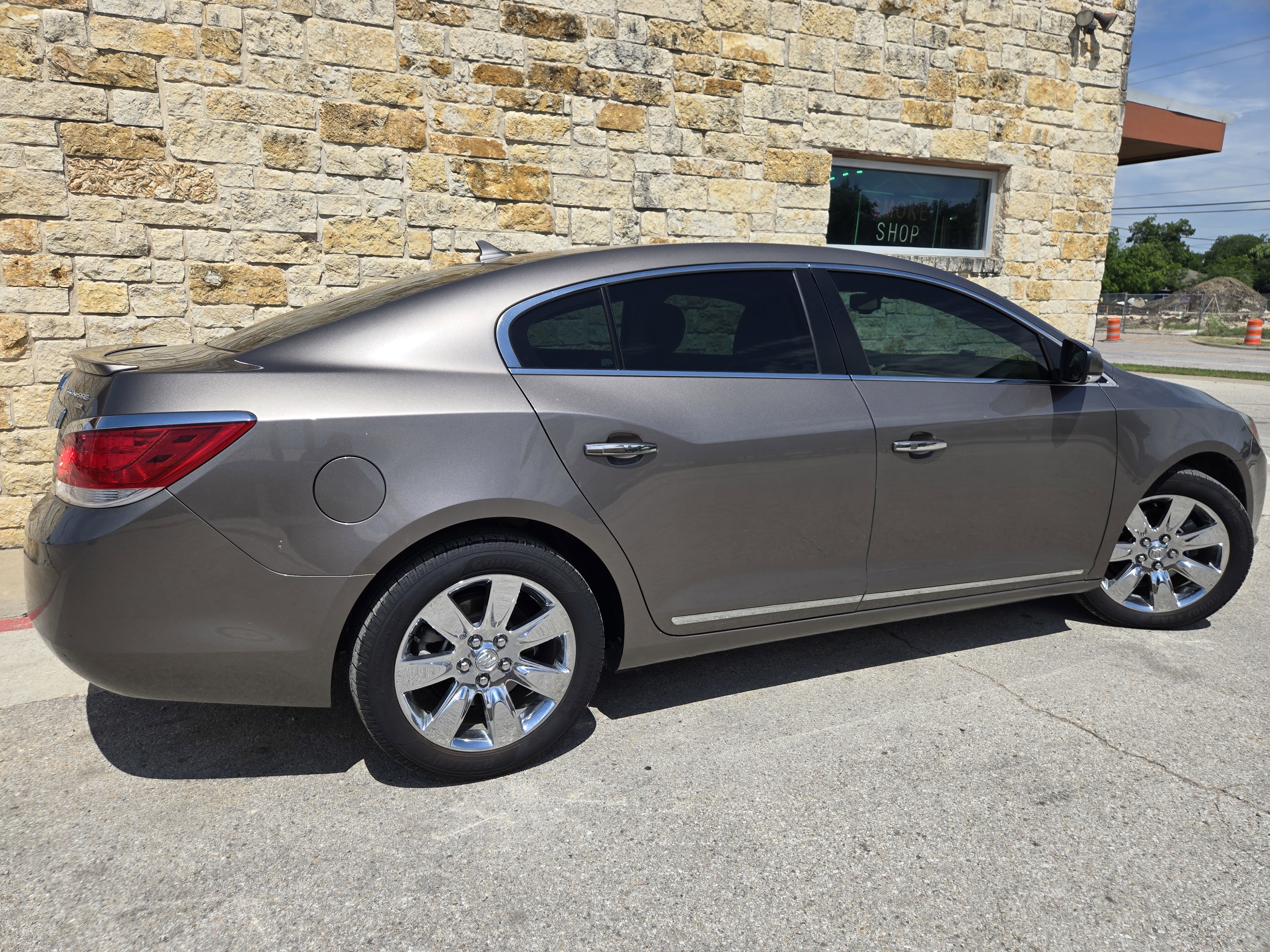 Used 2011 Buick LaCrosse CXL w/ Driver Confidence Package FWD image 18