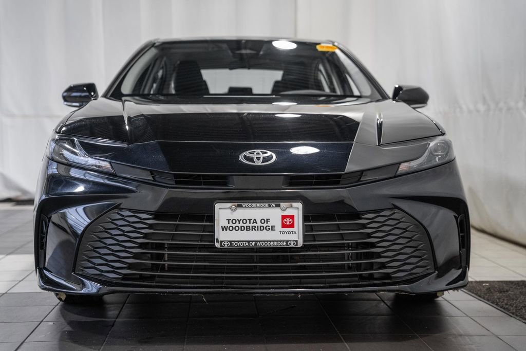 Used 2025 Toyota Camry LE image 2