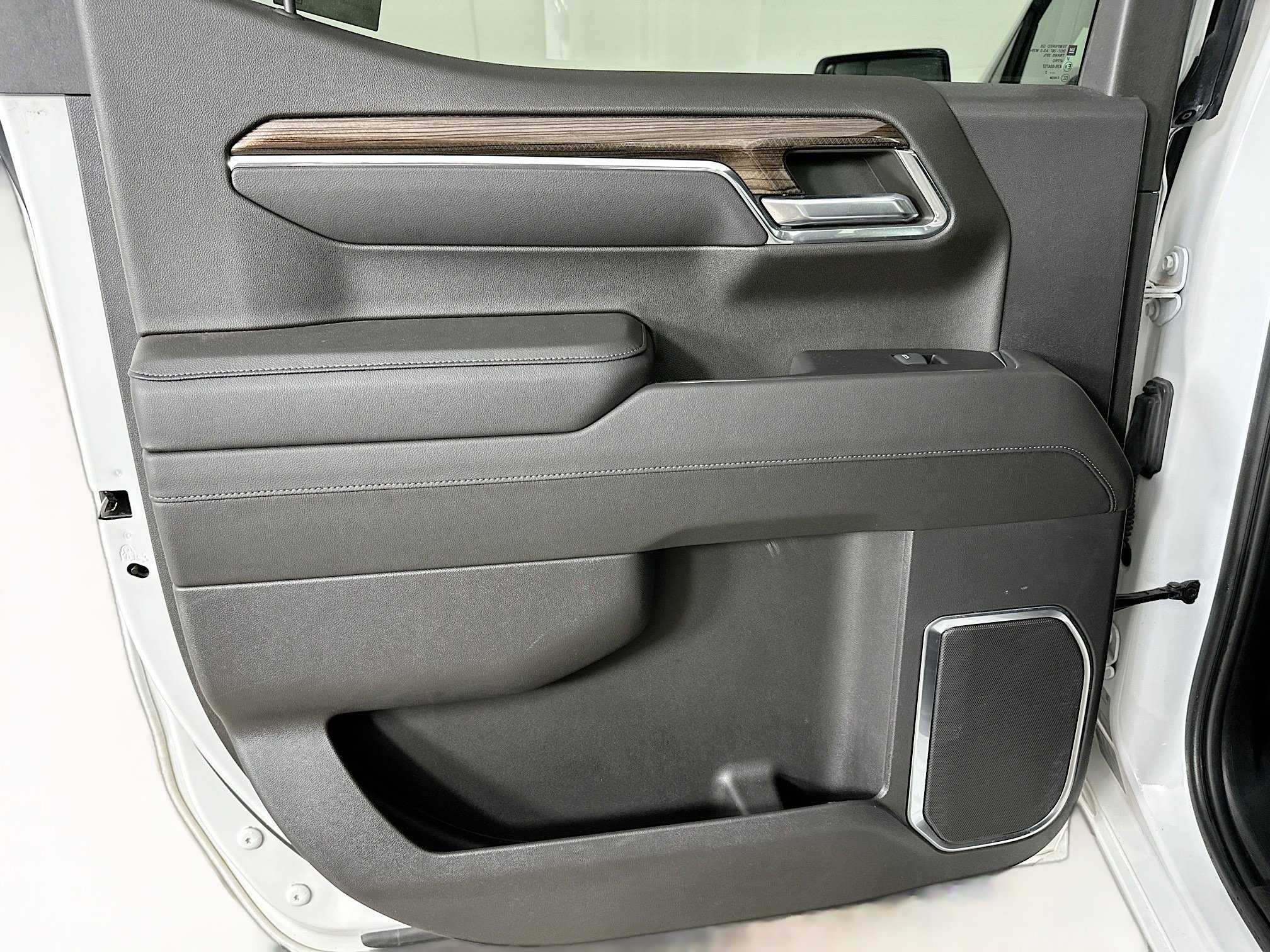 Used 2022 Chevrolet Silverado 1500 LT image 26