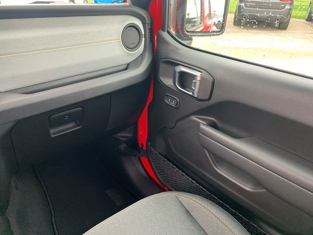 New 2024 Jeep Gladiator Sport image 21