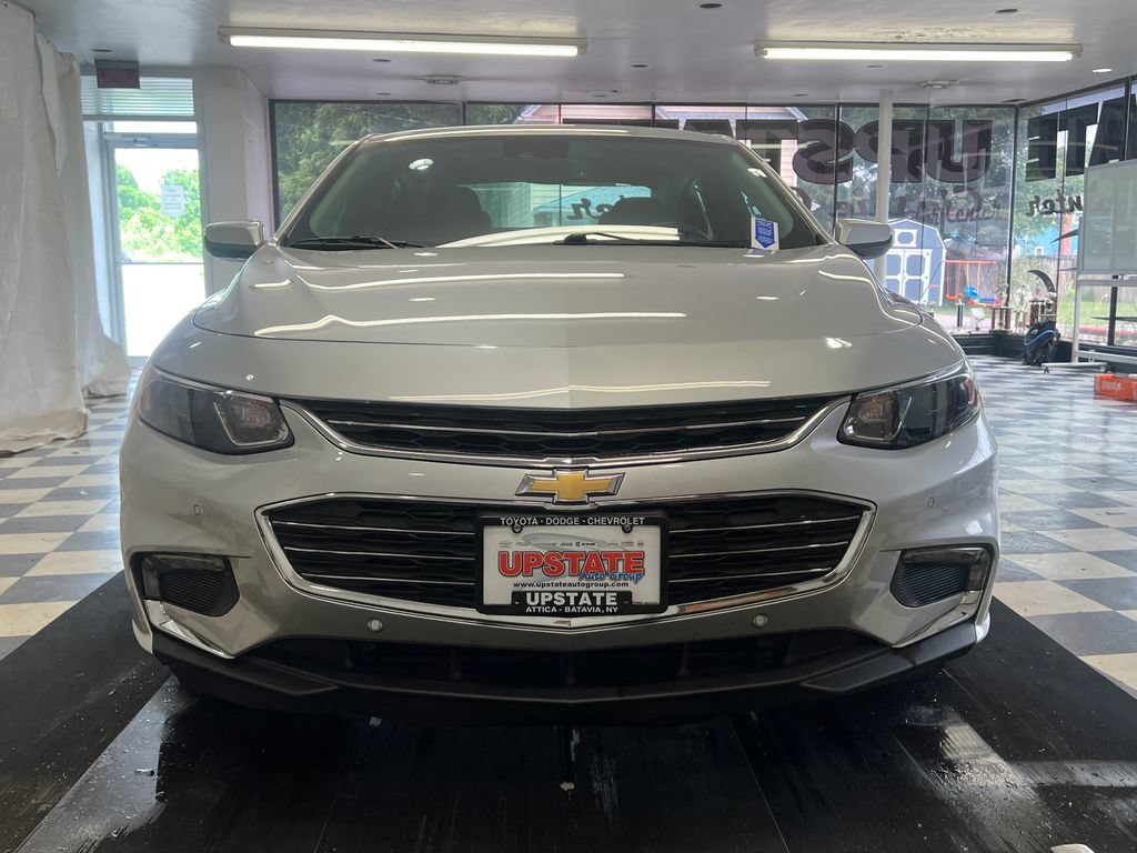 Used 2018 Chevrolet Malibu LT w/ Driver Confidence Package FWD video 2