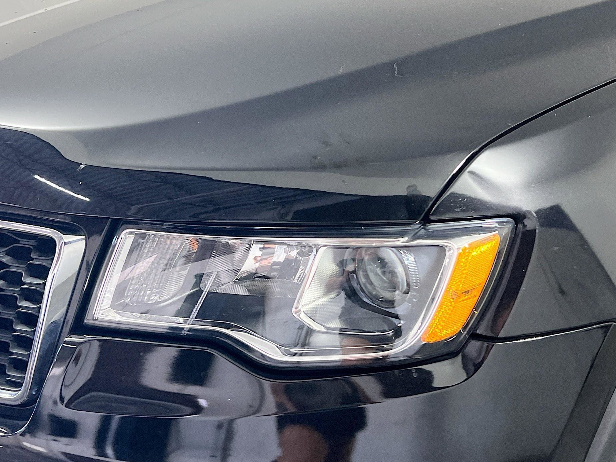 Used 2022 Jeep Grand Cherokee Limited image 11