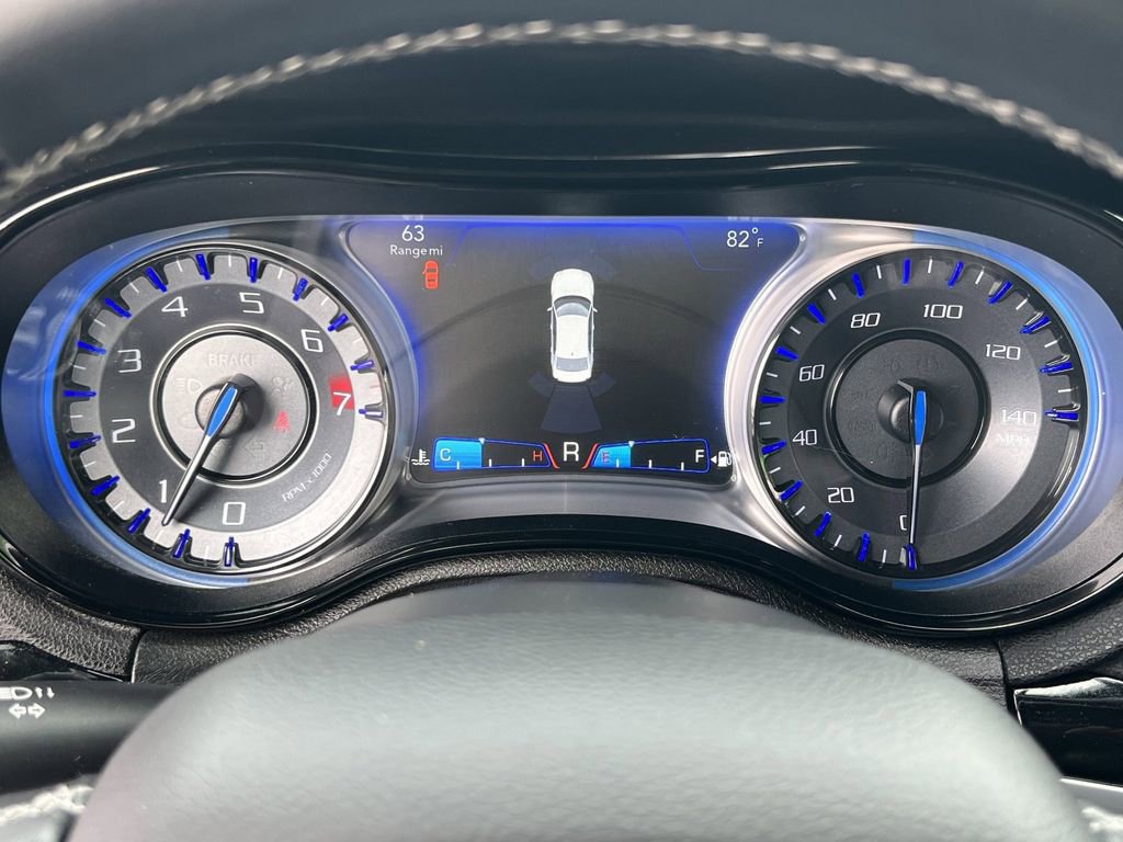 Used 2017 Chrysler 300 S w/ 300S Premium Group image 28