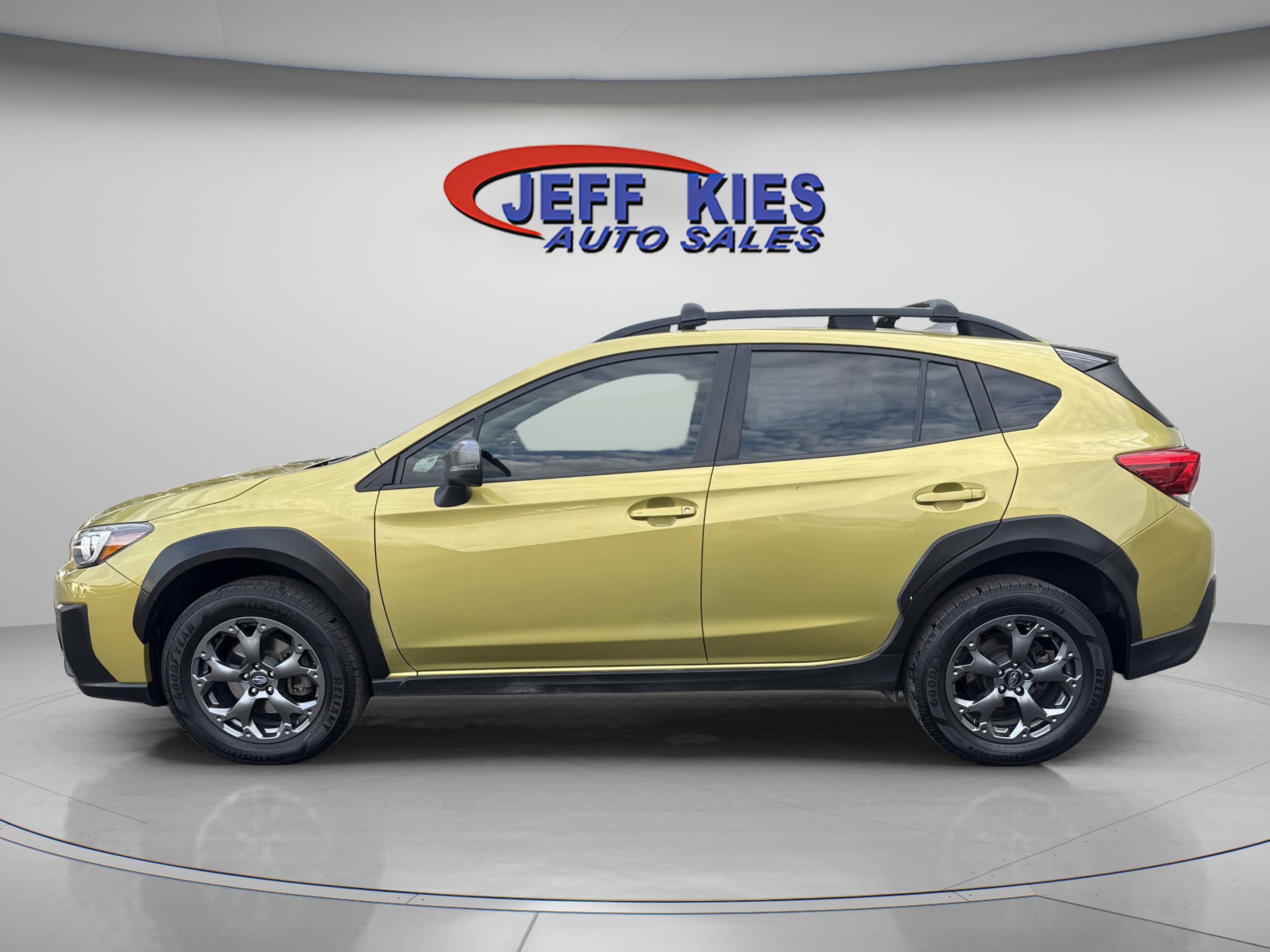 Used 2023 Subaru Crosstrek 2.5i Sport AWD/4WD image 8