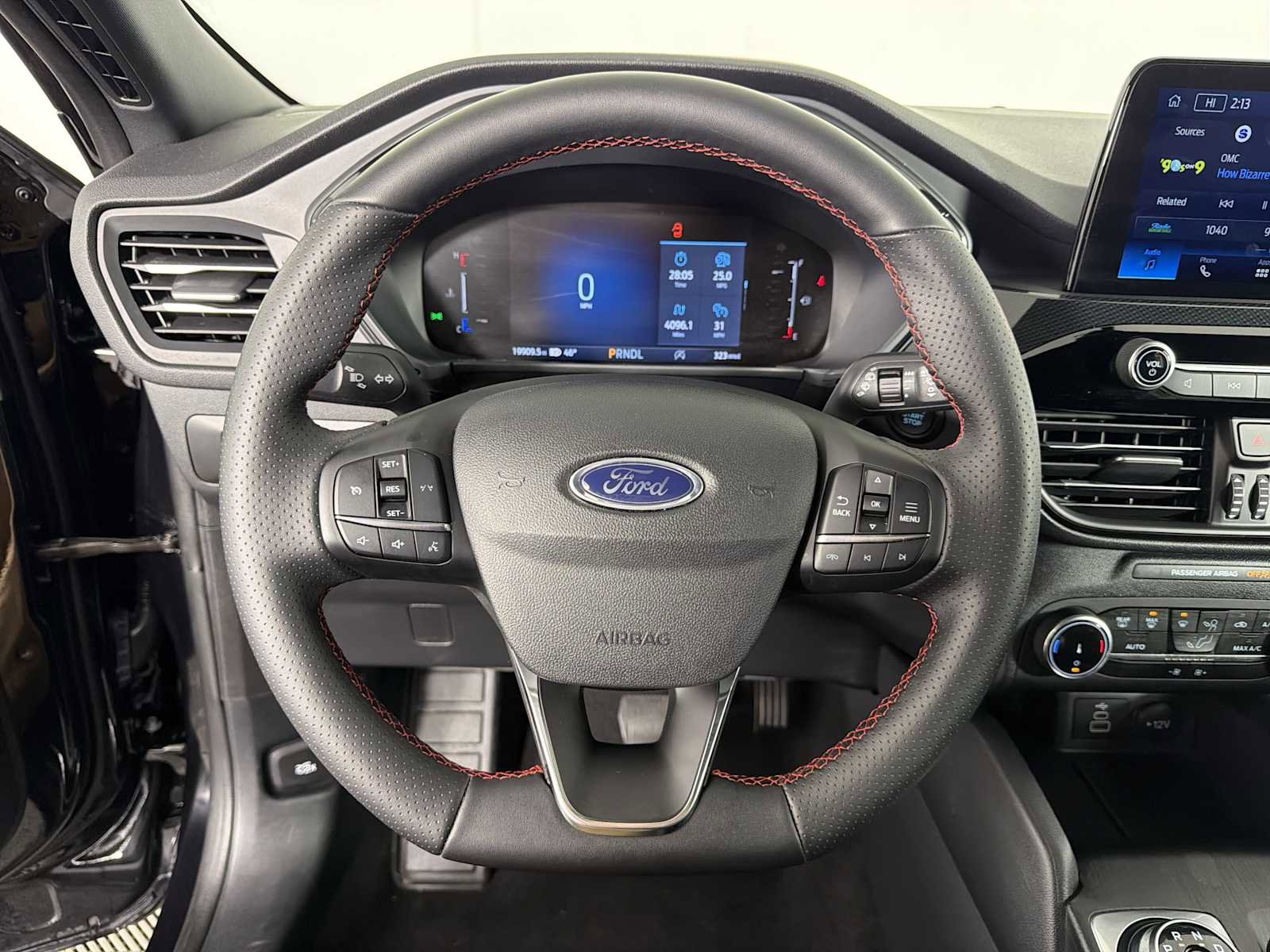 Used 2025 Ford Escape ST-Line image 42