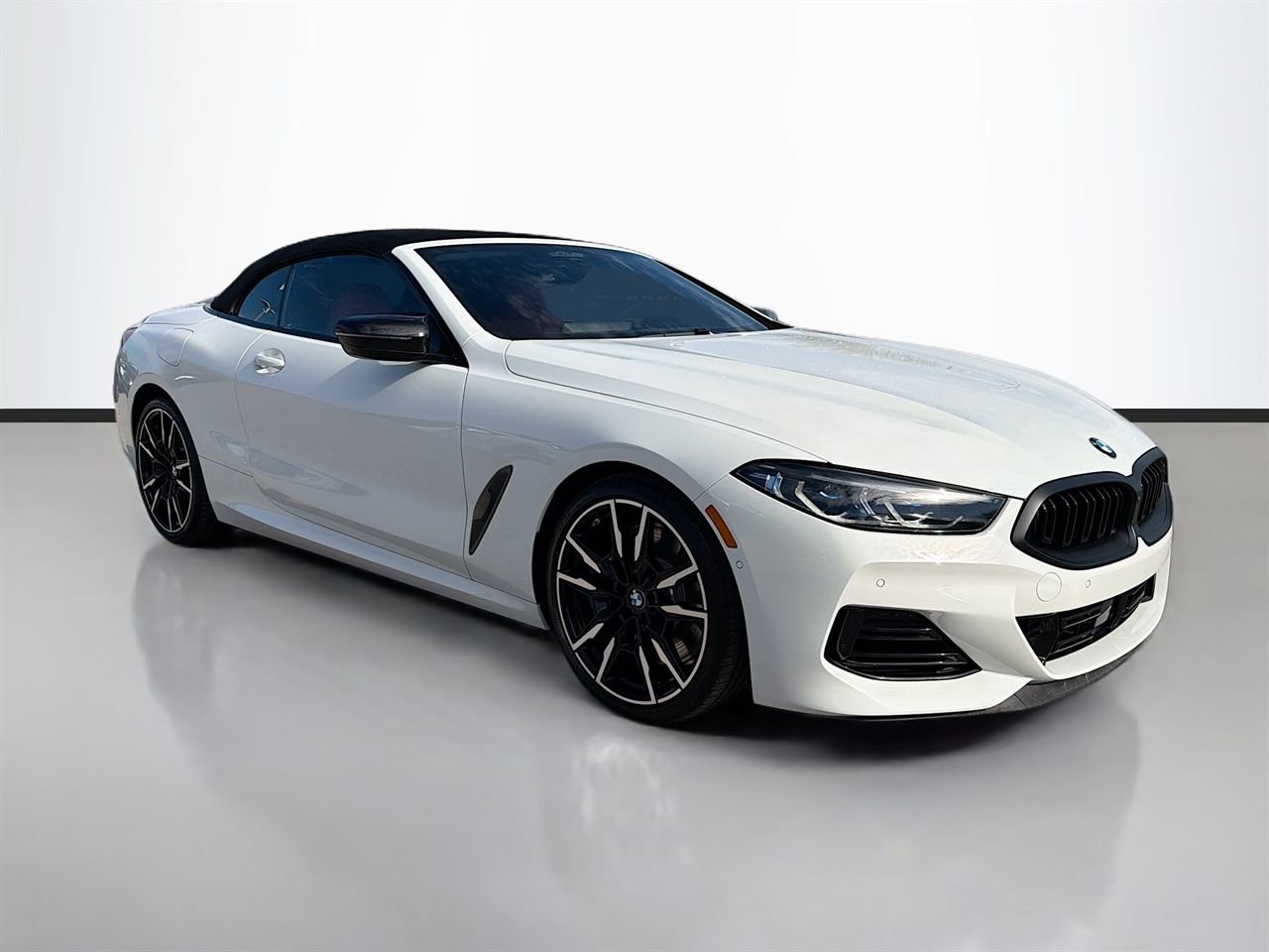 Used 2025 BMW M850i xDrive Convertible video 2