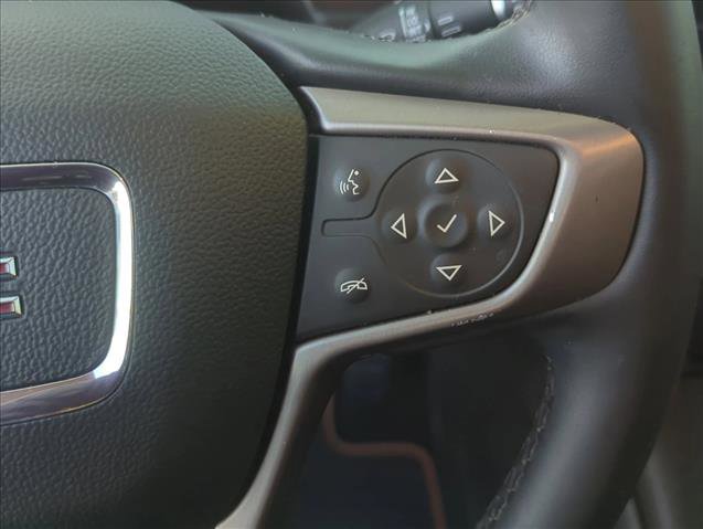 Used 2023 GMC Acadia AT4 w/ Technology Package image 17