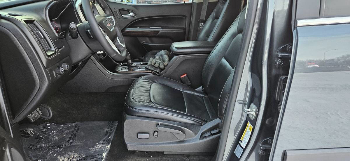 Used 2016 GMC Canyon SLT w/ Driver Alert Package image 12