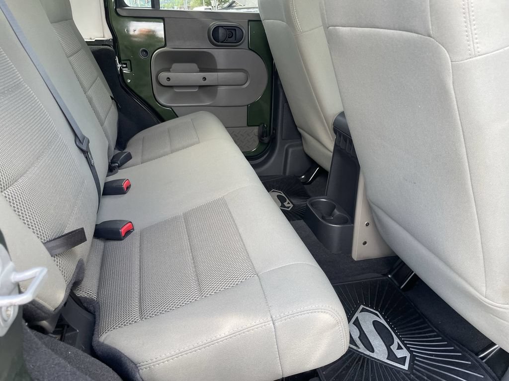 Used 2008 Jeep Wrangler Unlimited Rubicon w/ PWR Convenience Group AWD/4WD image 21