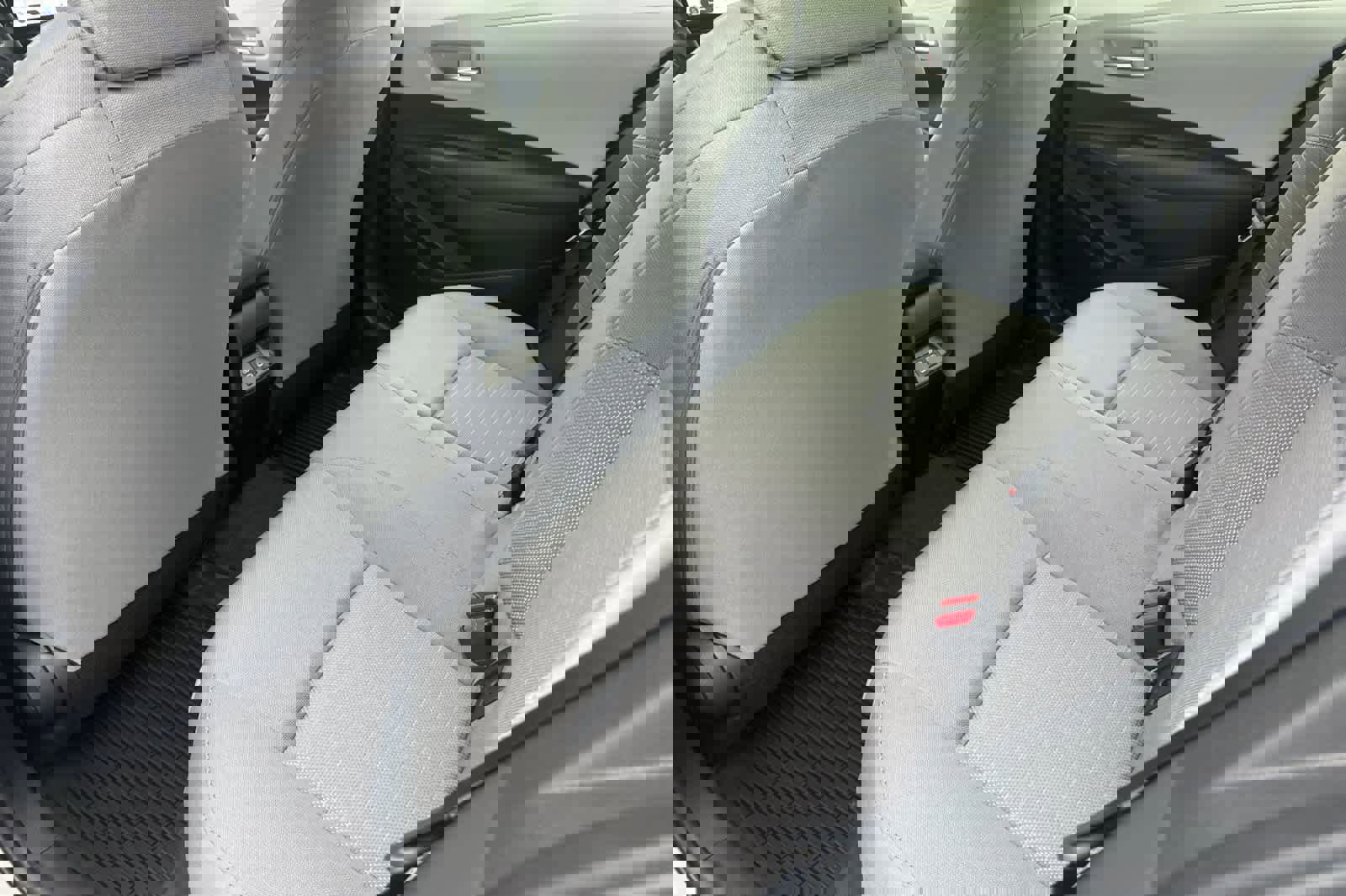 Used 2026 Toyota Corolla SE image 12