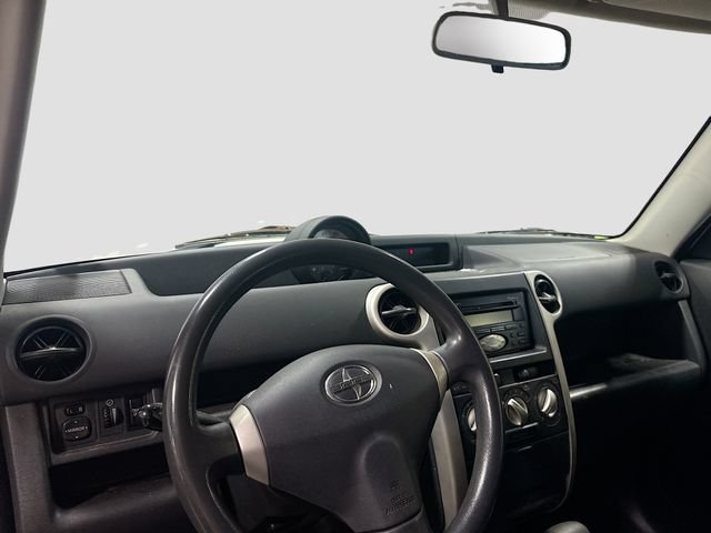 Used 2005 Scion xB FWD image 10