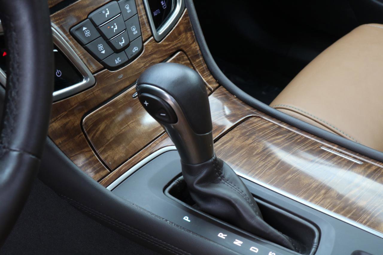Used 2014 Buick LaCrosse Premium w/ Driver Confidence Package FWD image 27