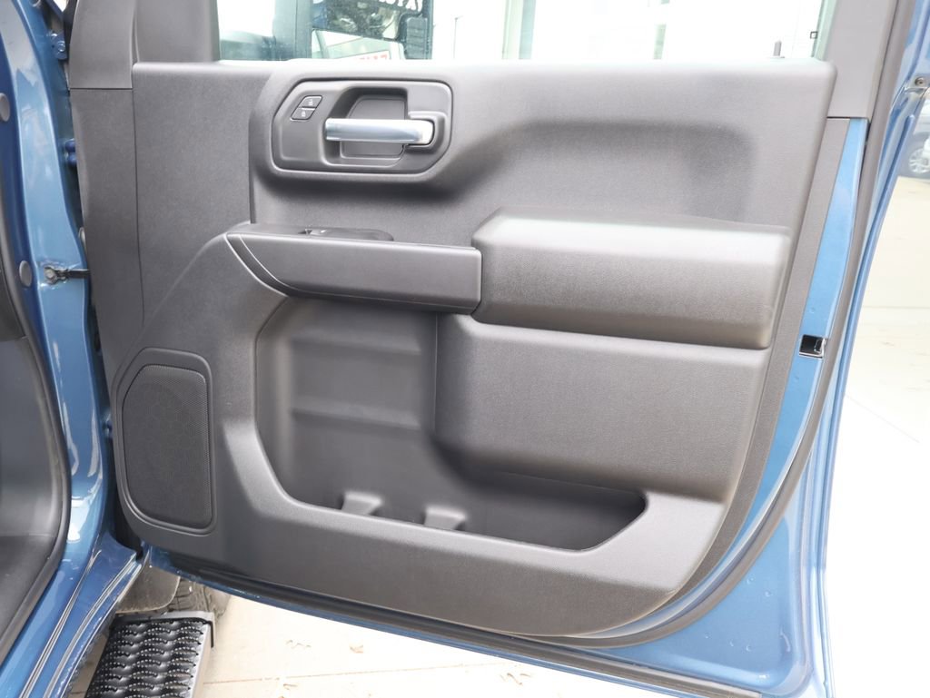 New 2026 Chevrolet Silverado 2500 Custom w/ Custom Convenience Package image 39