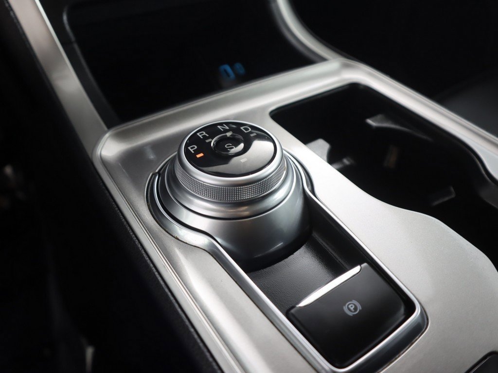 Used 2024 Ford Edge SEL image 46