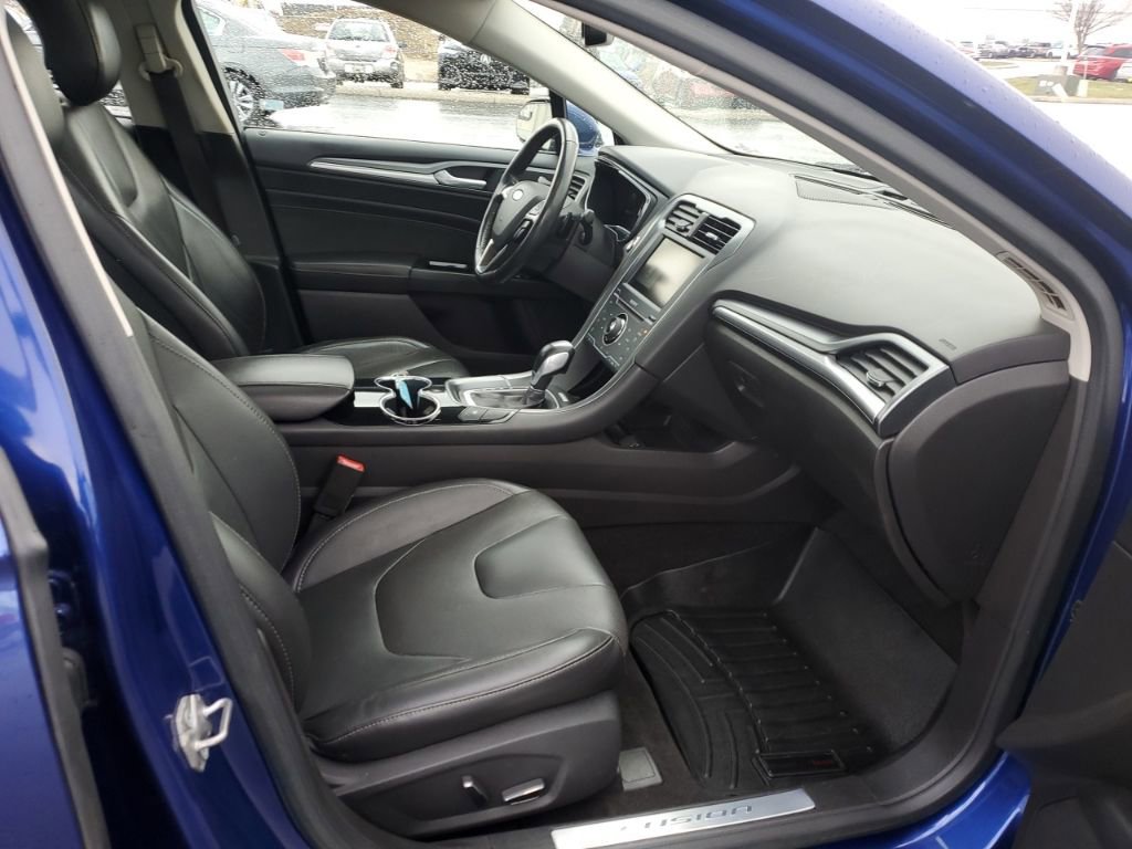 Used 2014 Ford Fusion Titanium image 33