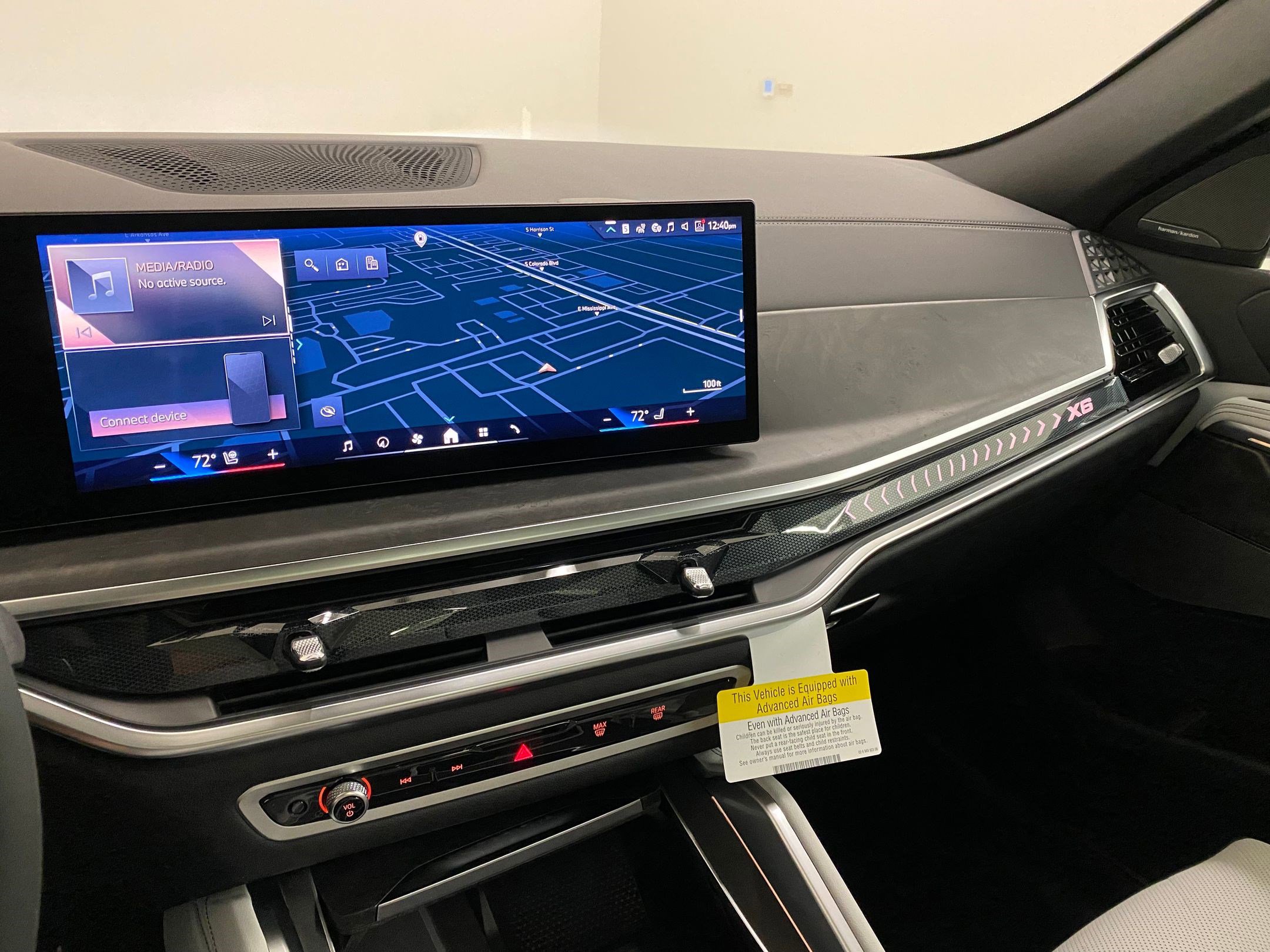 New 2026 BMW X6 xDrive40i w/ Climate Comfort Package image 24