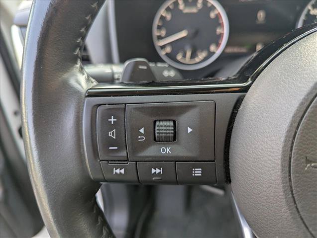 Used 2023 Nissan Rogue SV w/ SV Premium B Package FWD image 13