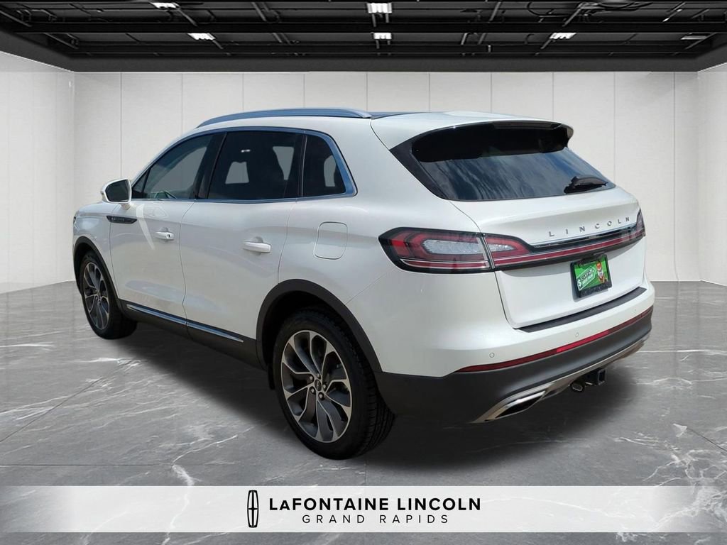 Certified 2022 Lincoln Nautilus Reserve w/ Equipment Group 201A AWD/4WD image 3