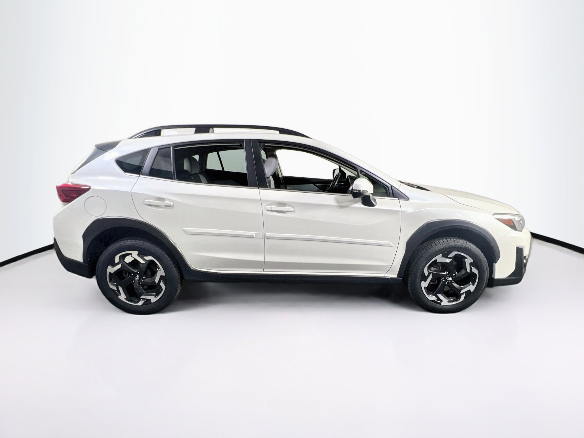 Used 2023 Subaru Crosstrek 2.5i Limited AWD/4WD image 4
