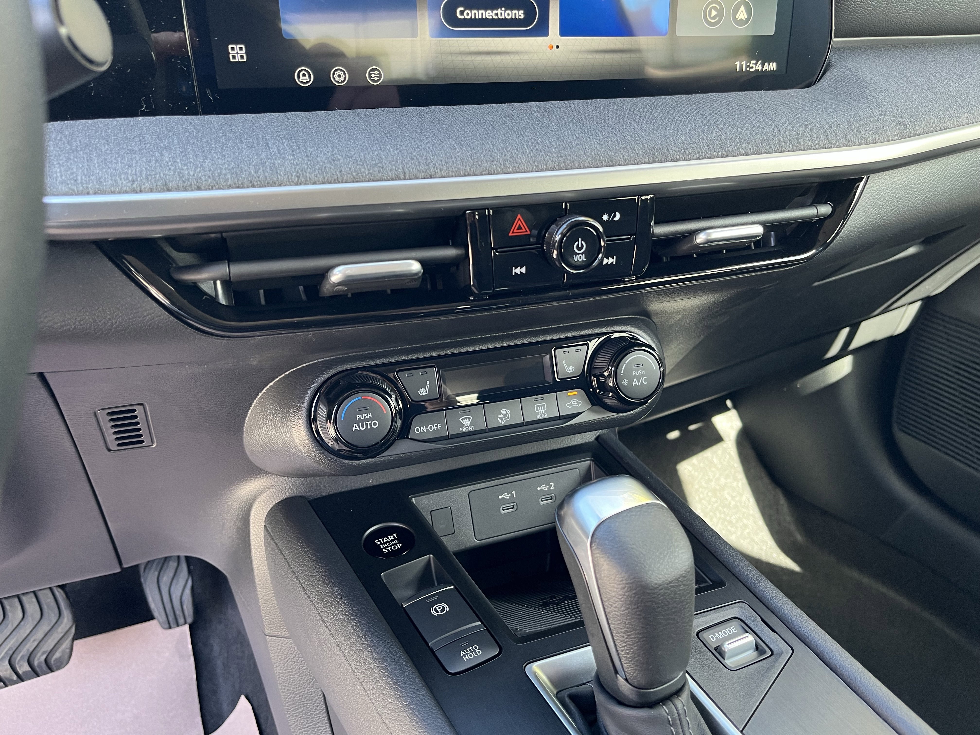 New 2026 Nissan Kicks SV w/ Cold Weather Package image 20