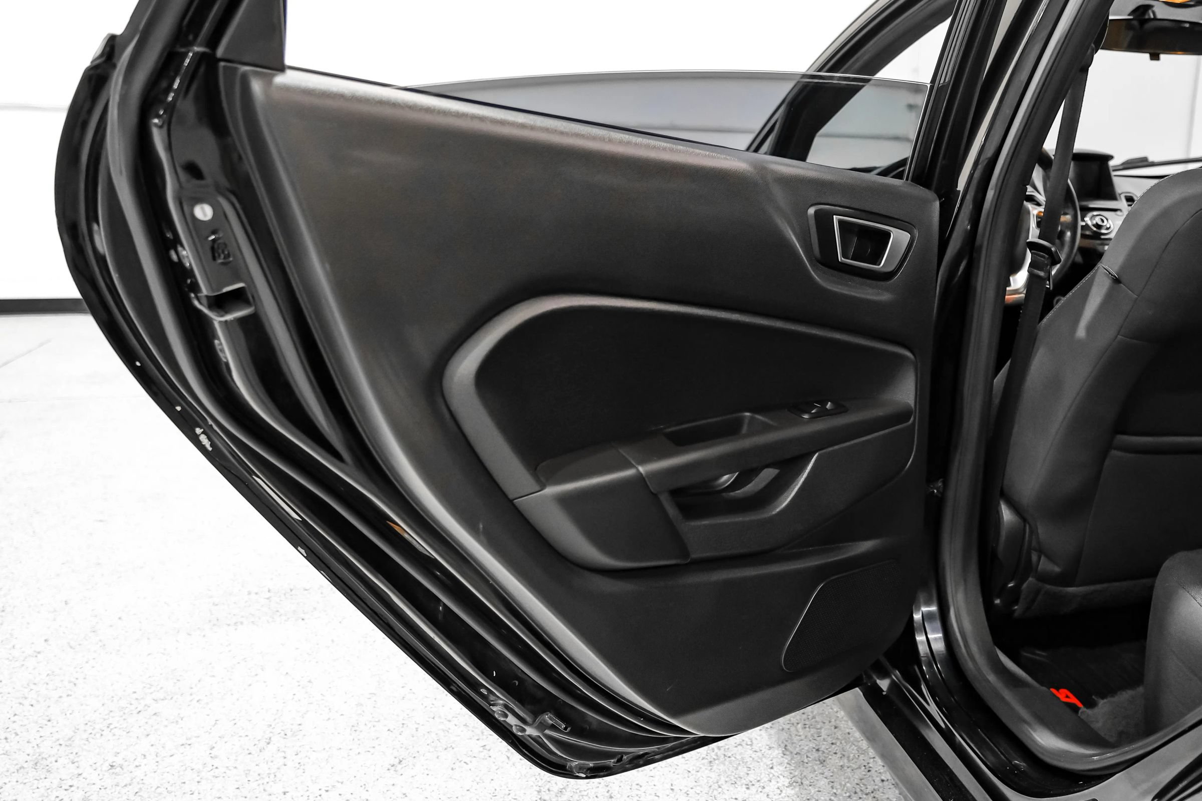 Used 2017 Ford Fiesta ST FWD image 47