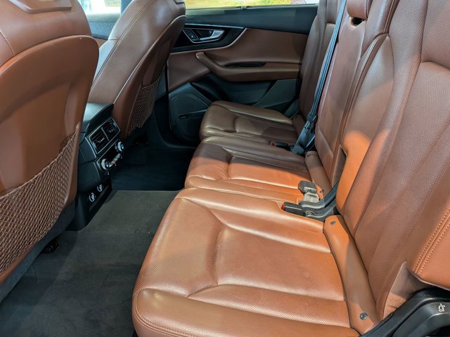 Used 2018 Audi Q7 3.0T Premium Plus w/ Premium Plus Package image 18