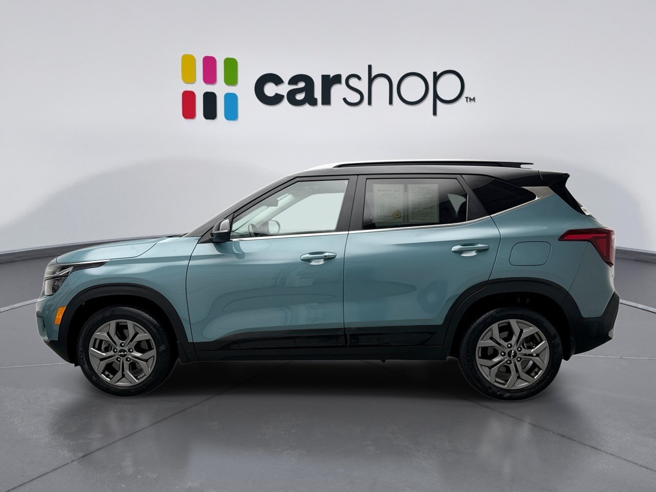 Used 2024 Kia Seltos S AWD/4WD image 2