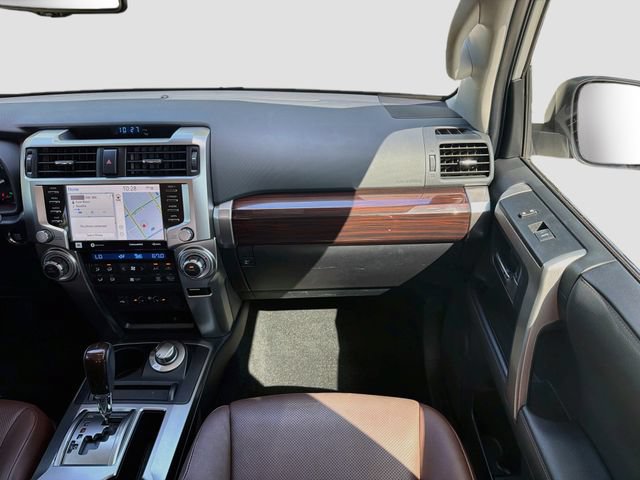Used 2024 Toyota 4Runner Limited AWD/4WD image 17