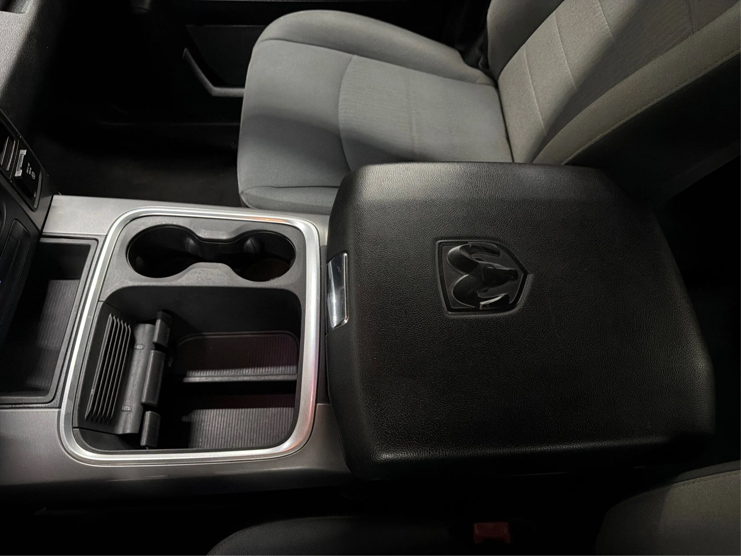 Used 2022 RAM 1500 Classic SLT w/ Trailer & Traction Group image 33