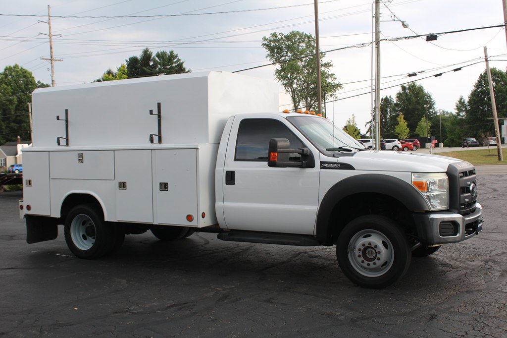 Used 2014 Ford F550 4x4 Regular Cab Super Duty image 9