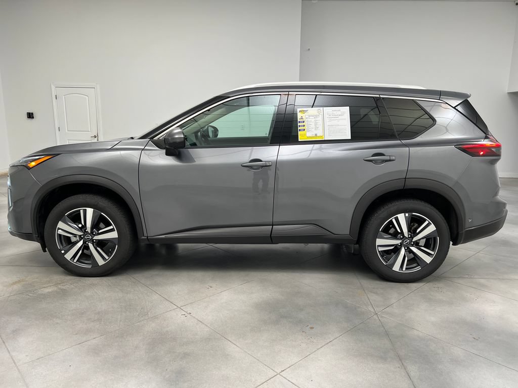 Used 2026 Nissan Rogue SL FWD image 5
