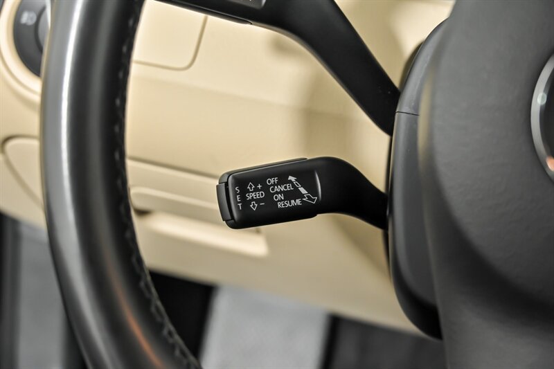 Used 2013 Volkswagen CC R-Line FWD image 23
